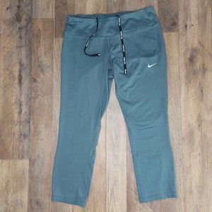Nike Running Dri Fit Womens Size Medium Cropped Leggings Moss Green Grey